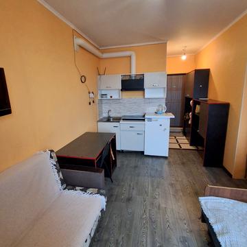 Старицького вул., 20/3