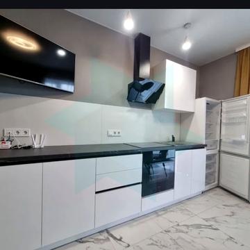 Добровольців пров., 21