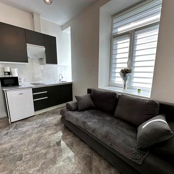 Олеся Гончара вул., 24