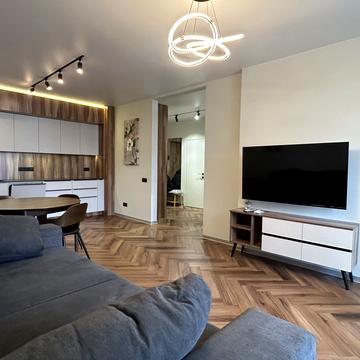 Генерала Грекова вул., 4