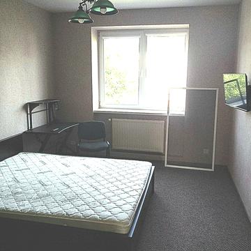 Володимира Кубійовича вул., 12