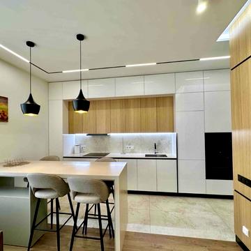 Саперне Поле вул., 3