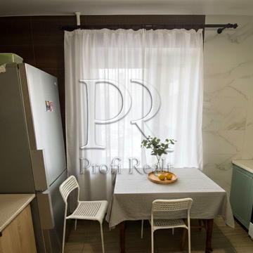 Чорнобильська вул., 24/26