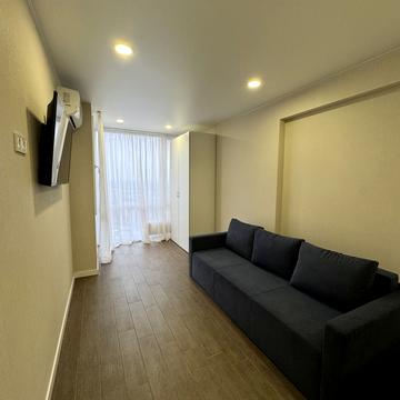 Олега Мудрака вул. (Генерала Наумова), 1-Б