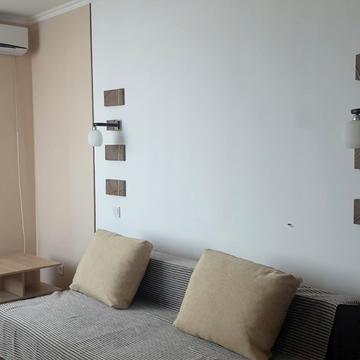 Бориса Гмирі вул., 17