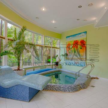 Богатирська вул.