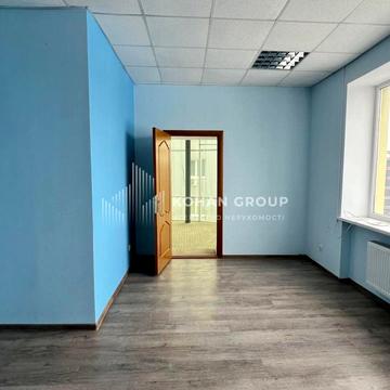 Подільська вул., 109