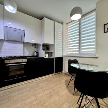 Миру вул., 23-Б