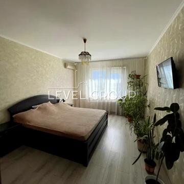 Макаренка вул., 1-А