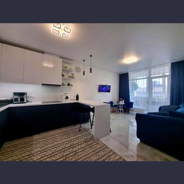 Євгена Сверстюка вул. (Марини Раскової), 6-Е