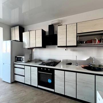 Університетська вул., (Будинок 3)