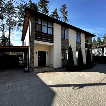 Патріотів вул.