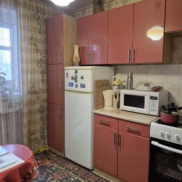 Зоряний бульв., 1