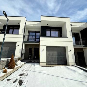 Станіслава Людкевича вул., 42