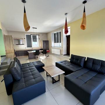 Лесі Українки, 20