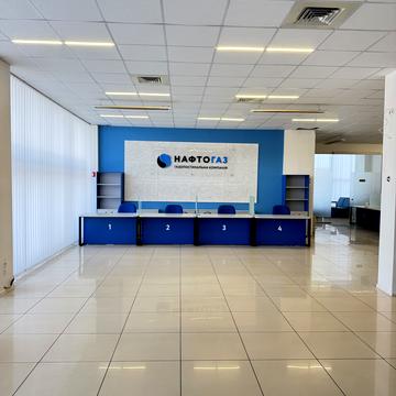 Металургів просп., 2а