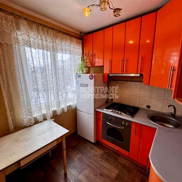 Туркестанська вул., 30