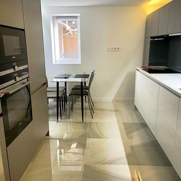 Вячеслава Чорновола просп. (), 67б