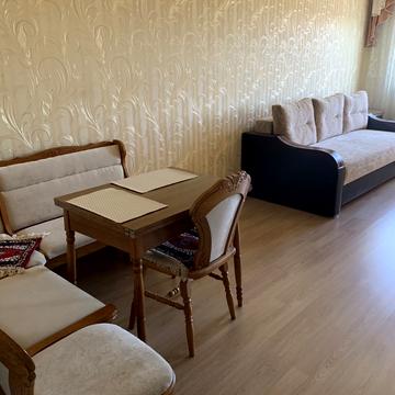 Перлинна вул., 3