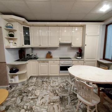 Лесі Українки бульв., 21-А