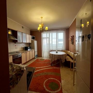 Пішонівська вул., 24/2