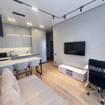 Ґарета Джонса вул. (Сімї Хохлових), 12-А