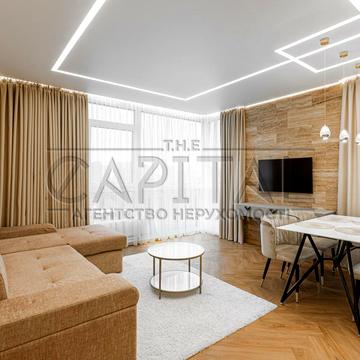 Предславинська вул., 42