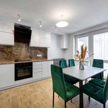 Глинянський Тракт вул., 130