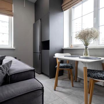 Успішна вул., 18