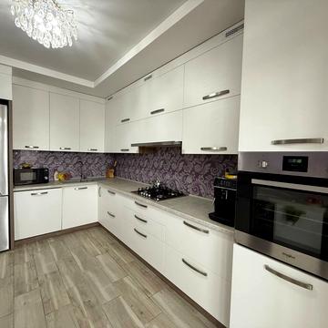 Лисеницька вул., 2а