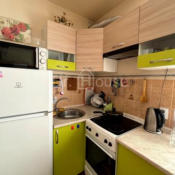 Олександра Оглоблина вул., 19