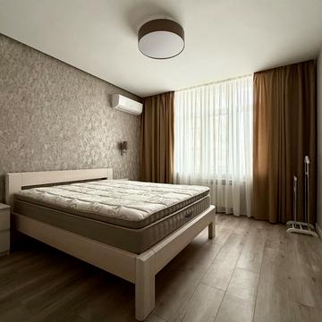 Митрополита Василя Липківського вул. (Урицького), 37-Б