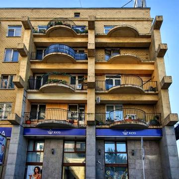 Олеся Гончара вул., 79