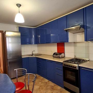 Сергія Корольова вул., 2