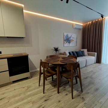 Салютна вул., 2к25