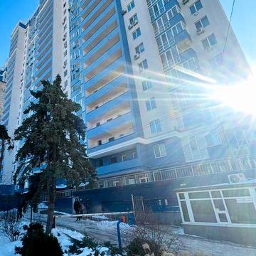 Кирило-Мефодіївська вул., 2