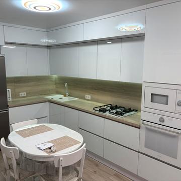 Зелена вул., 204д