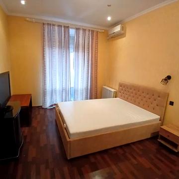 Січових Стрільців вул. (Артема), 103