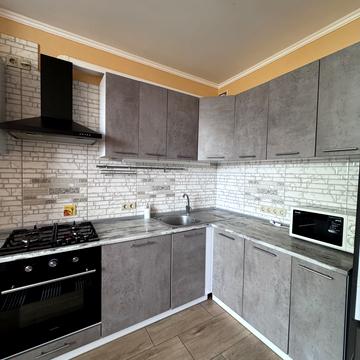 Валерія Гудзя вул., 50