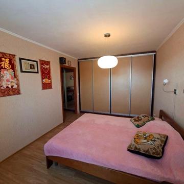 Віктора Йови вул., 3