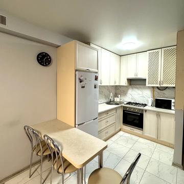 Зелена вул., 204б