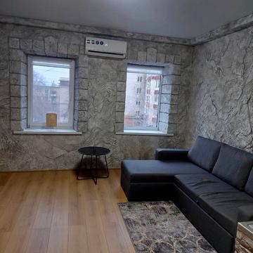 Троїцька вул. (Червона), 24