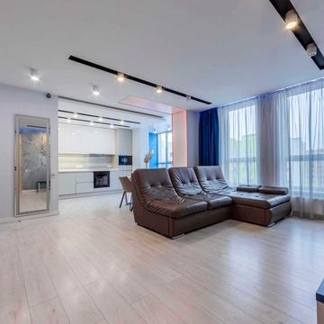 Олеся Бердника вул., 1-В