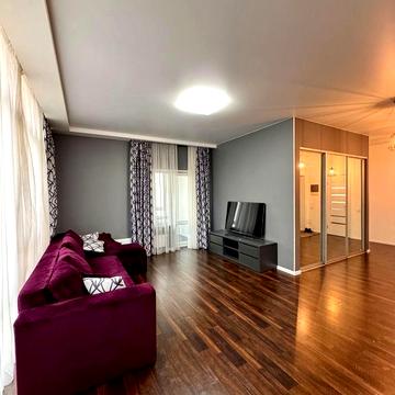 Саперне Поле вул., 3