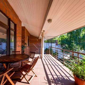 Радіальна вул., 4