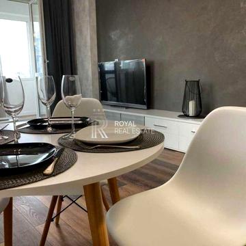 Золотоустівська вул., 25