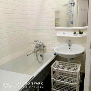 Астрономічна вул., 27