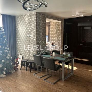 Зелена вул., 16