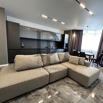 Андрія Верхогляда вул. (Михайла Драгомирова), 14-А