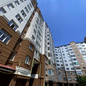 Юліана Целевича вул., 10